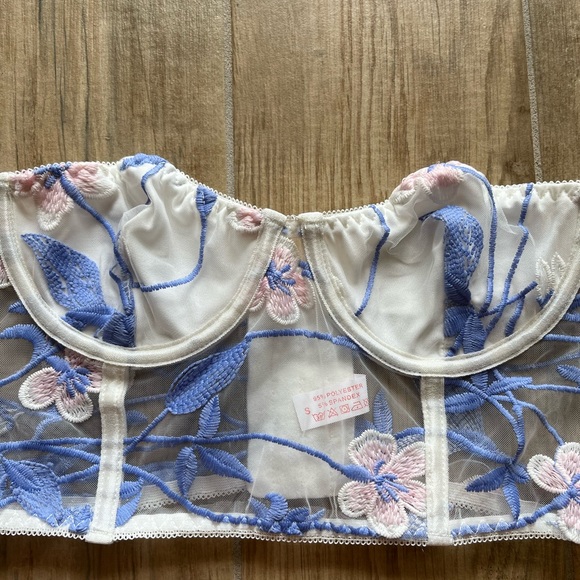 ROMWE white & blue floral embroidered sheer underwire corset top - Picture 10 of 10
